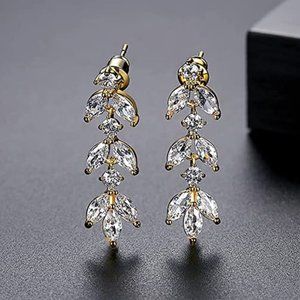 Women Jewelry CZ Elegant Tassels 18K Gold/White Gold Plated Luxurious For Women